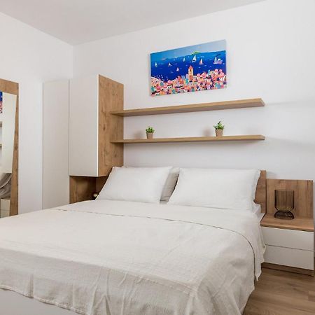 Apartments Bristol 2 Rijeka Luaran gambar
