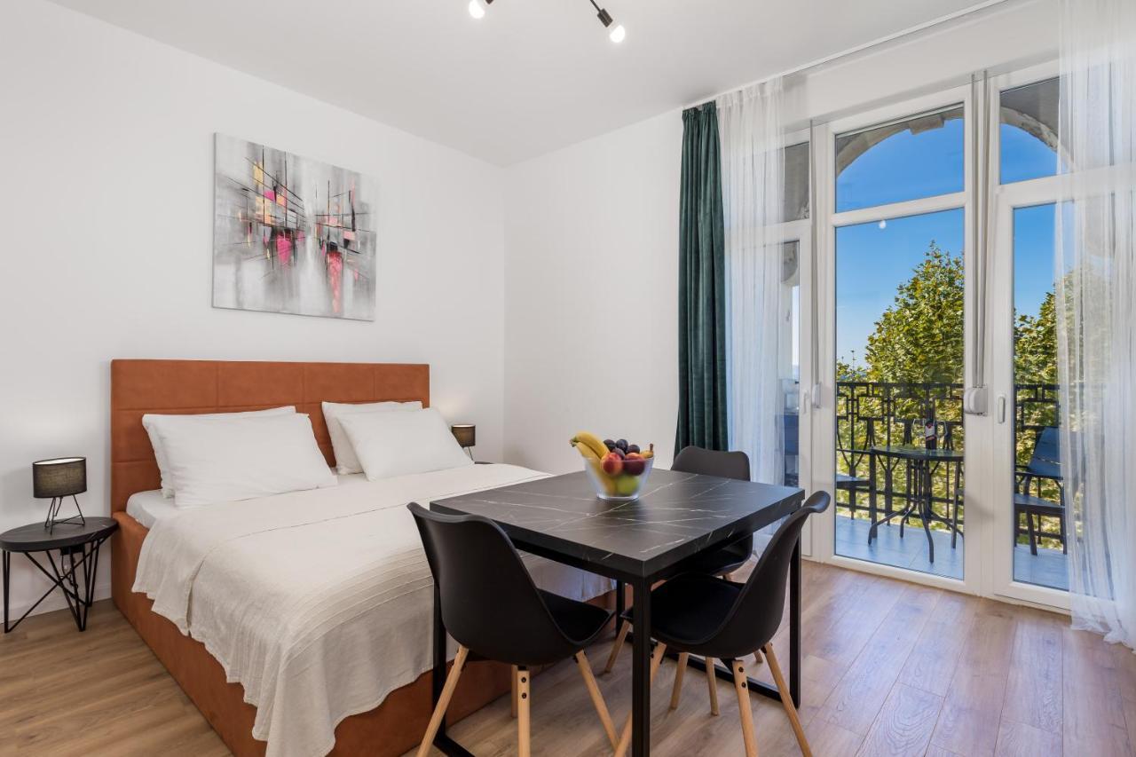 Apartments Bristol 2 Rijeka Luaran gambar